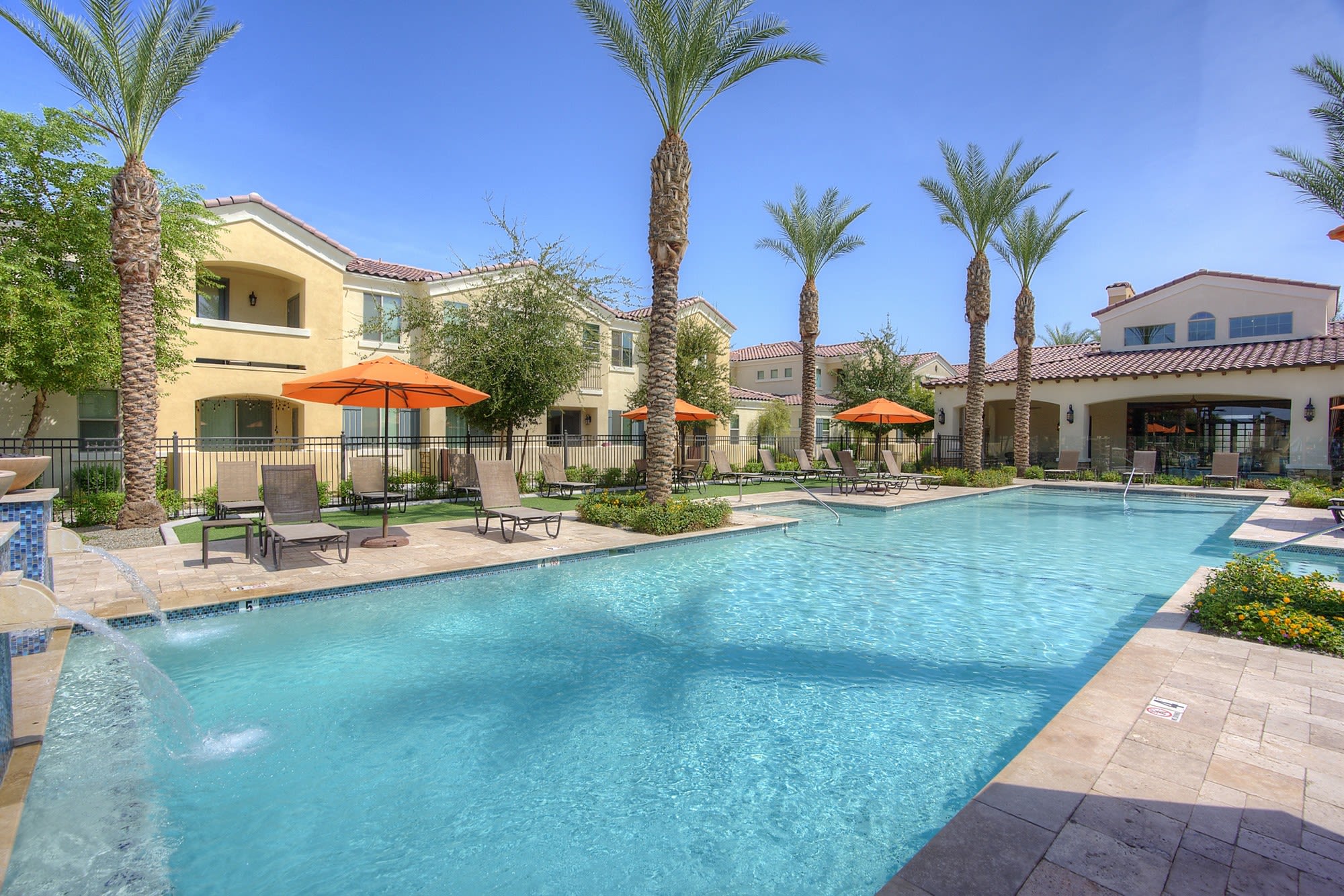 Photos & Tour Bella Victoria Luxury Apartment Homes Mesa, AZ